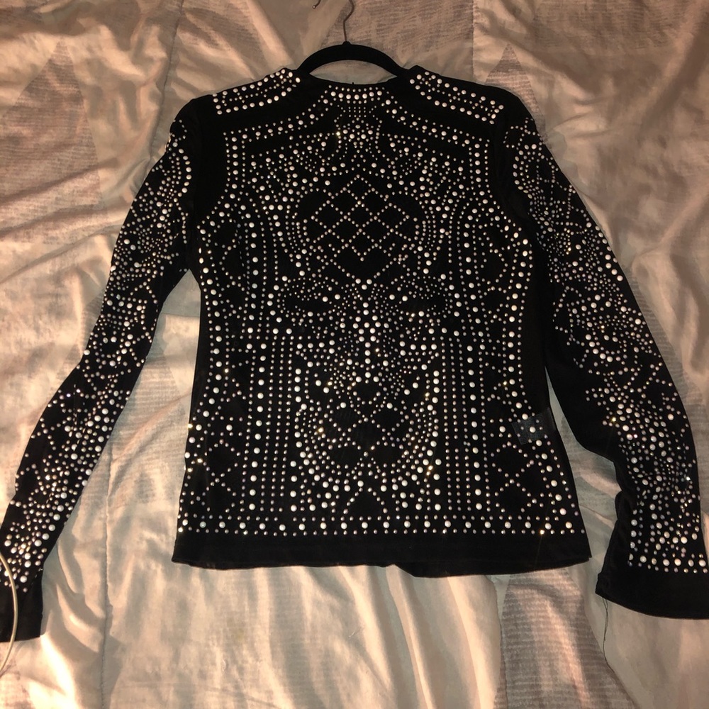 Sheer top w “stones”